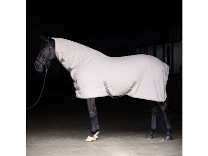 Fleece deka s krkem a křížovým zapínáním Imperial Riding Fundamental, Taupe