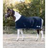 Lucky Fleece odpocovací deka s křížovým zapínáním Waldhausen (Velikost 85 cm, Barva night blue)